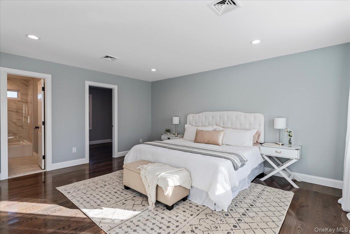 #11 photo, 71 Stuyvesant Avenue, サフォーク郡 Mastic , NY 11950