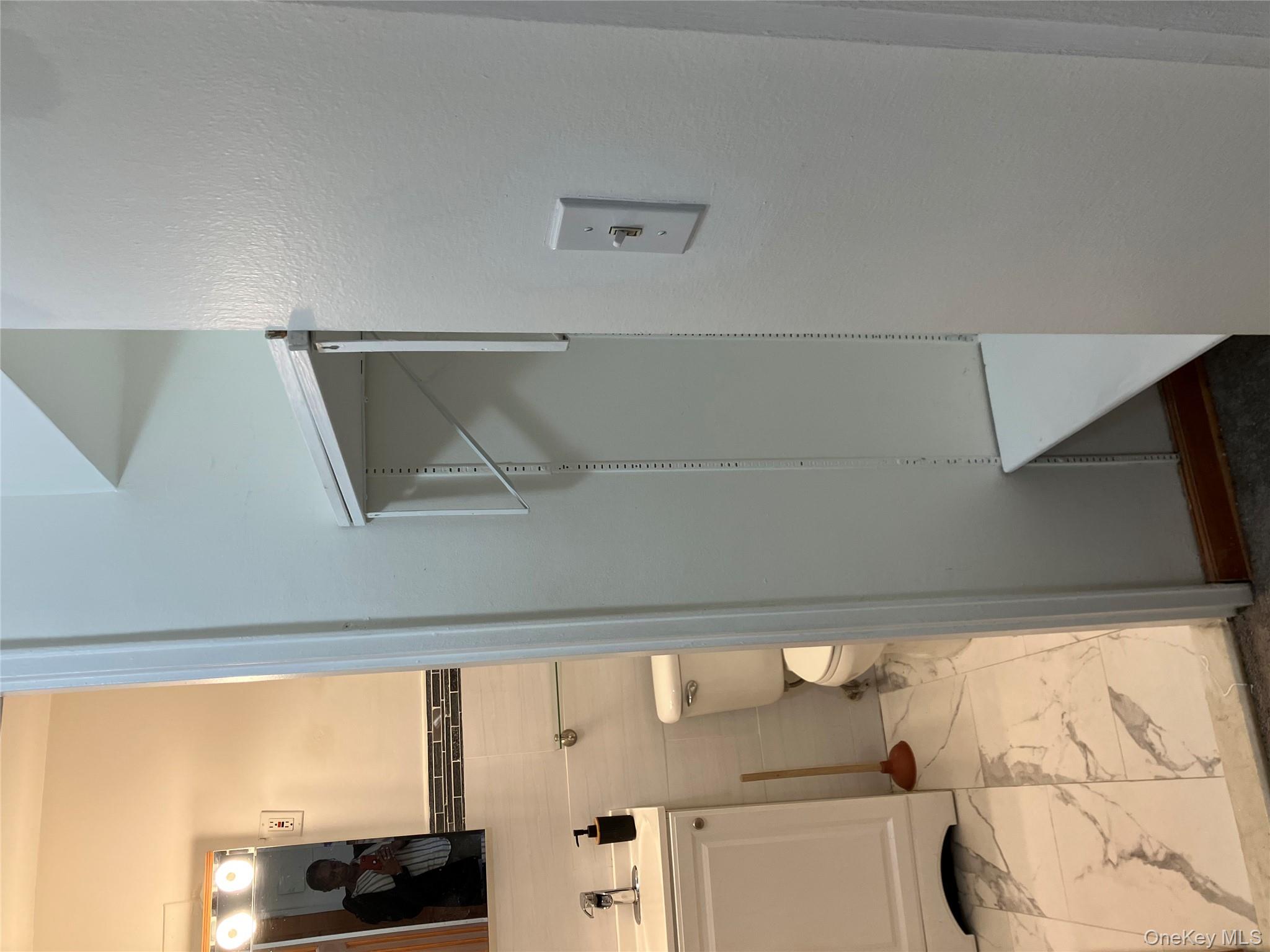 #6 photo, 87-05 166 Street, クイーンズ区 Jamaica Hills , NY 11432