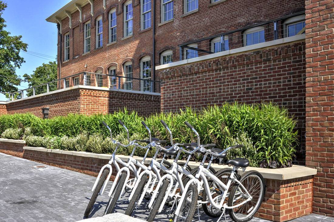 #29 photo, 15 Church Street/Watchcase, #PH320, מחוז סאפוק Sag Harbor , NY 11963