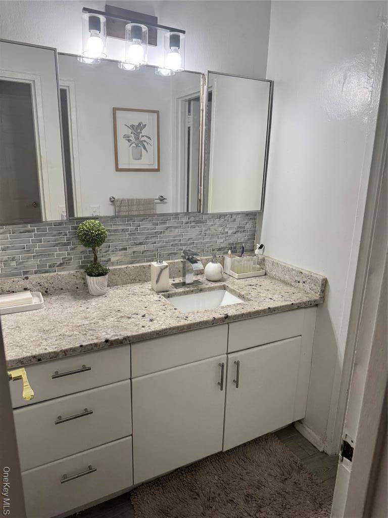 #14 photo, 1 Balint Dr, Yonkers , NY 10710