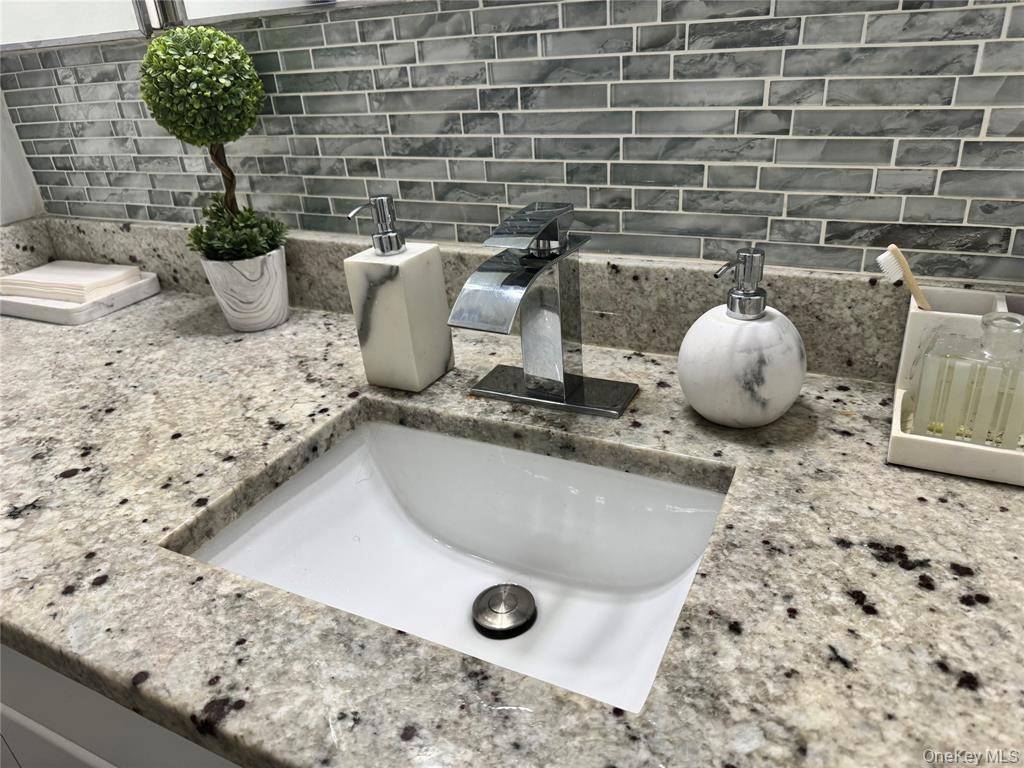 #17 photo, 1 Balint Dr, Yonkers , NY 10710