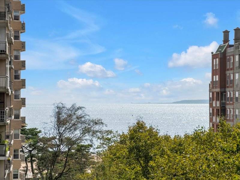 #11 photo, 1120 Brighton Beach Avenue, #6R, ブルックリン区 Brighton Beach , NY 11235