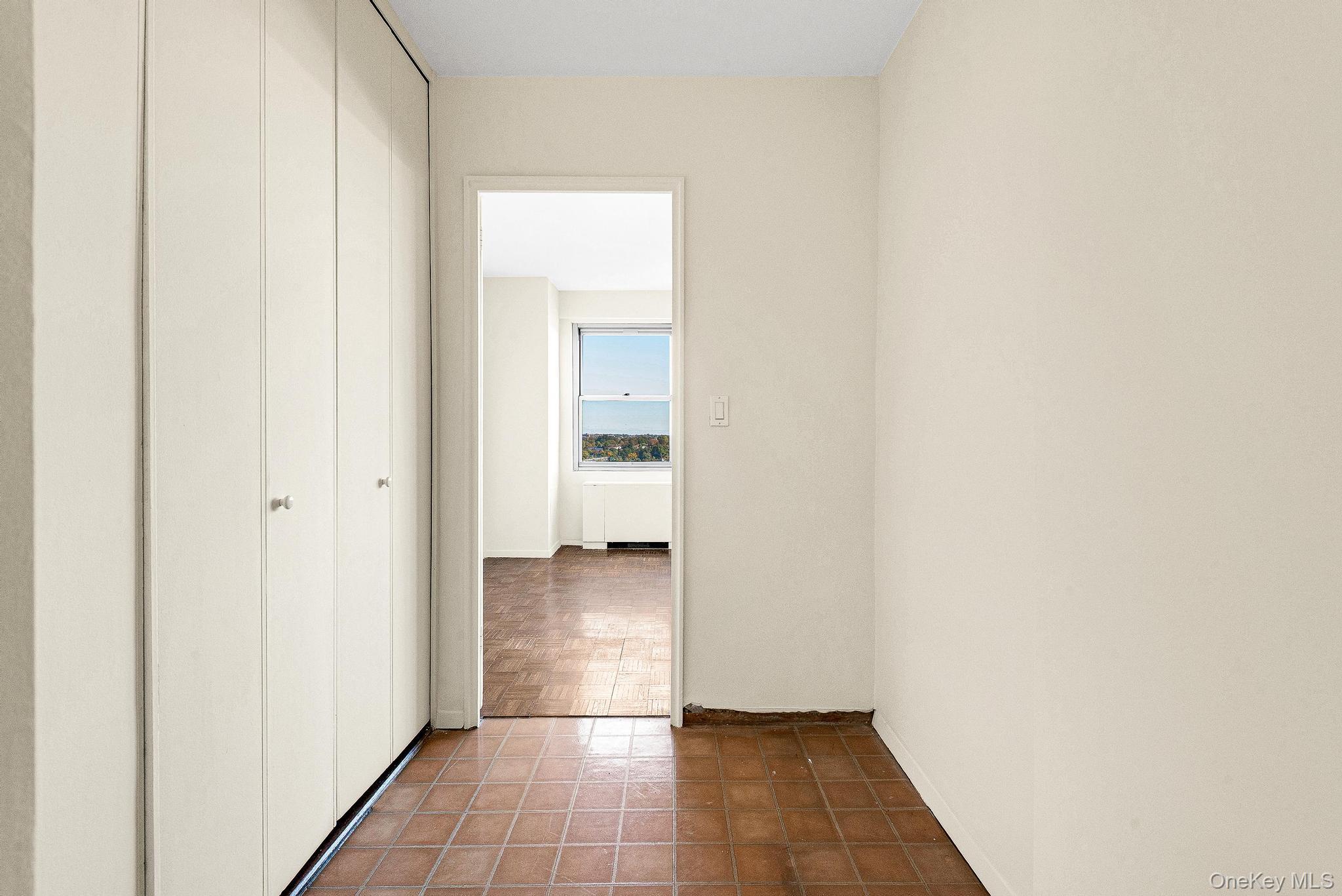 #20 photo, 111-20 73 Avenue, Forest Hills , NY 11375