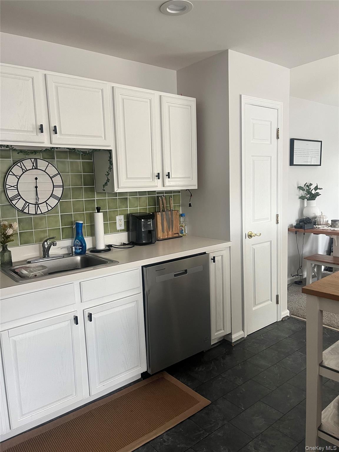 #13 photo, 9 Commodore Circle, サフォーク郡 Port Jefferson Station , NY 11776