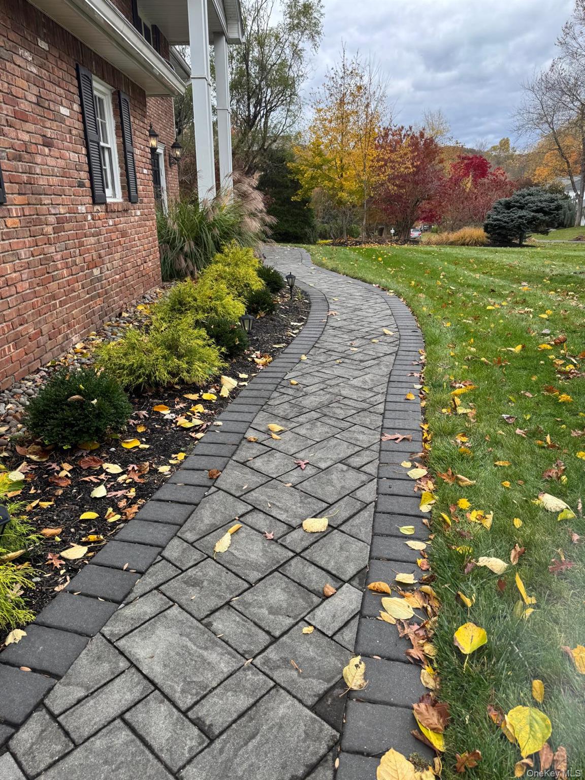 #2 photo, 24 Beaumont Drive, New City , NY 10956