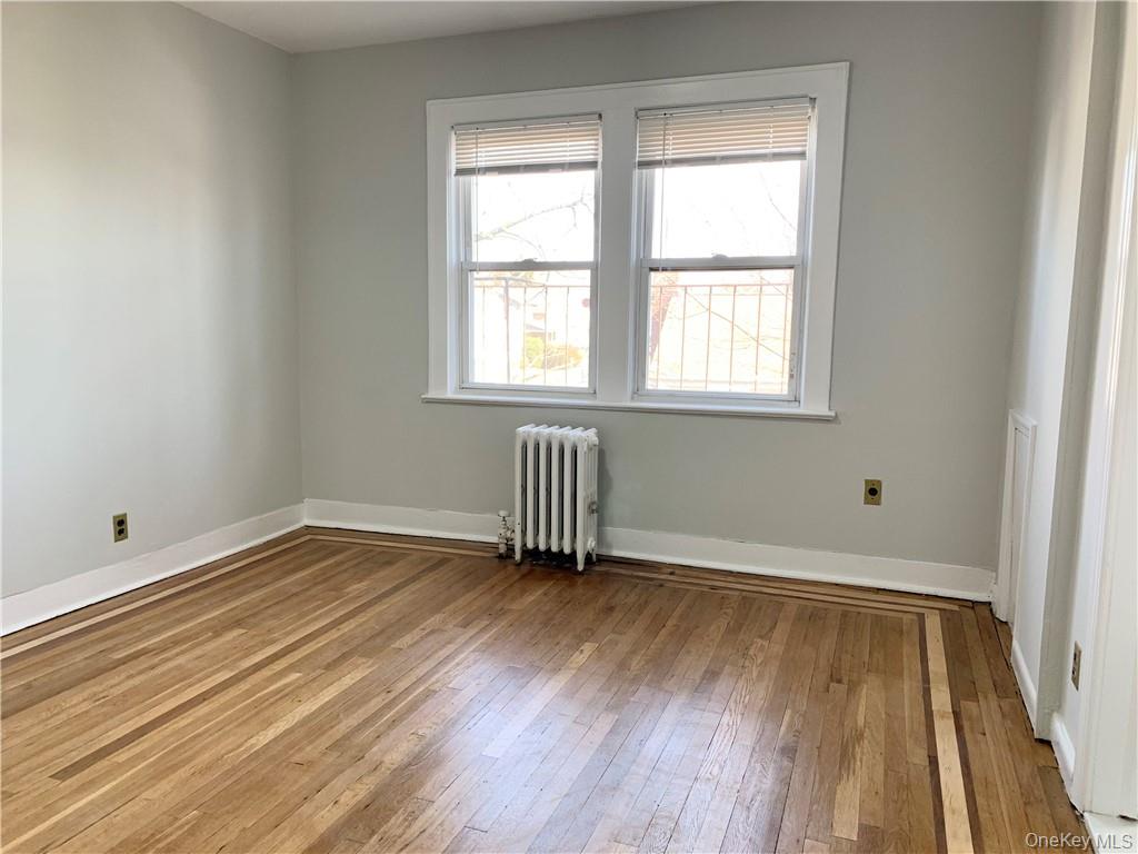 #3 photo, 10 Oakridge Place, Eastchester , NY 10709