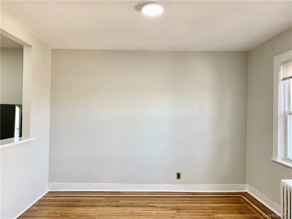 #4 photo, 10 Oakridge Place, Eastchester , NY 10709