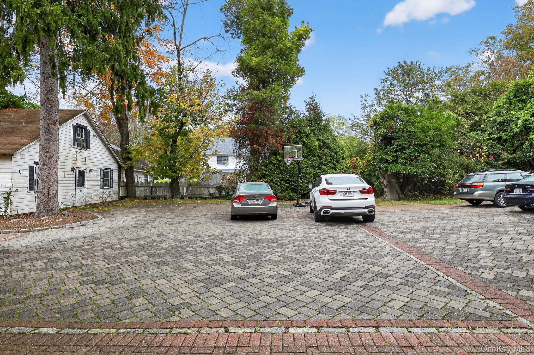 #13 photo, 20 Old Mount Kisco Road, Armonk , NY 10504