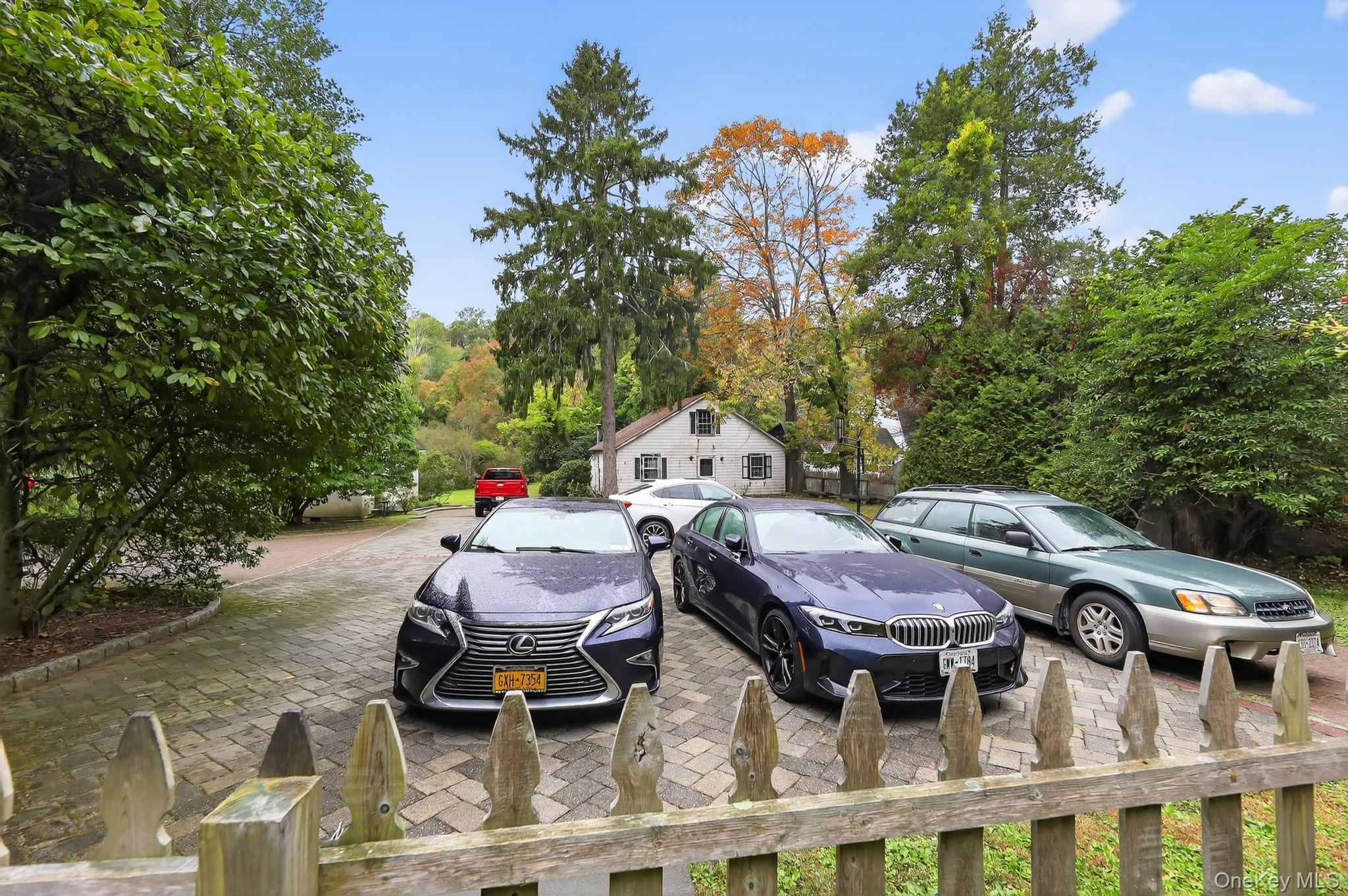 #17 photo, 20 Old Mount Kisco Road, Armonk , NY 10504