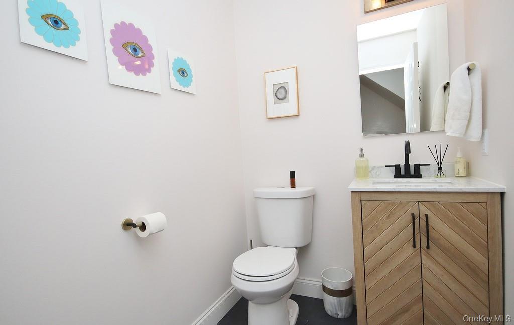 #11 photo, 1206 Pondview Loop, Wappingers Falls , NY 12590