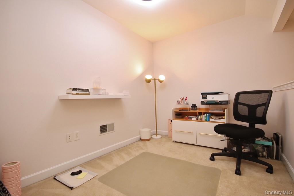 #16 photo, 1206 Pondview Loop, Wappingers Falls , NY 12590