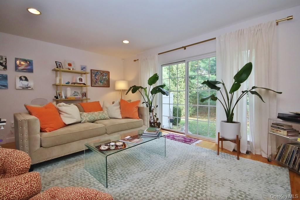 #2 photo, 1206 Pondview Loop, Wappingers Falls , NY 12590