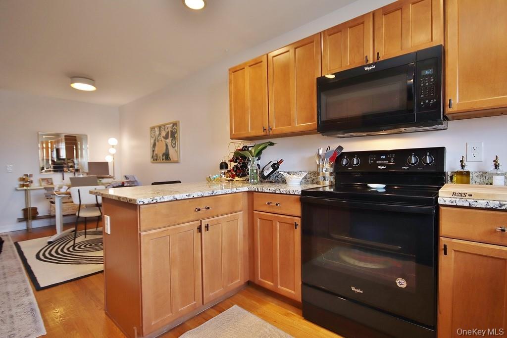 #7 photo, 1206 Pondview Loop, Wappingers Falls , NY 12590