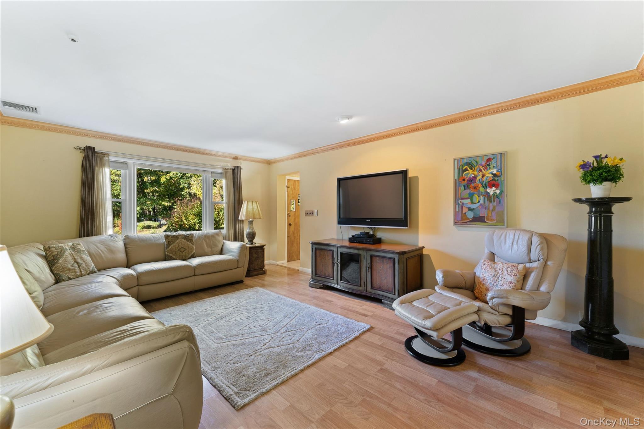 #5 photo, 443 Benedict Avenue, Tarrytown , NY 10591