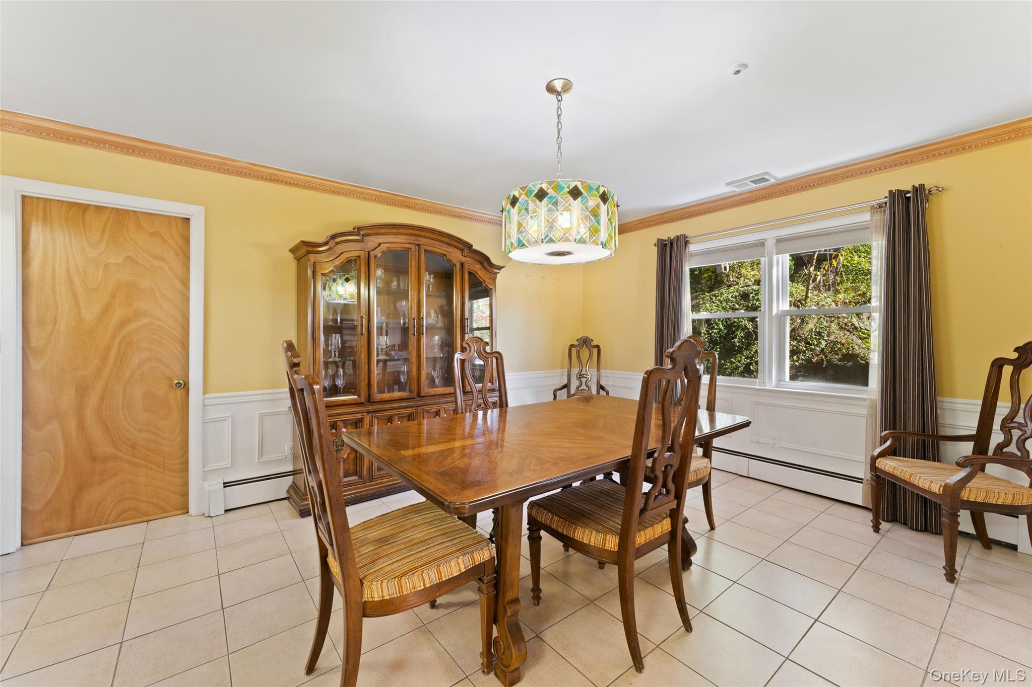 #6 photo, 443 Benedict Avenue, Tarrytown , NY 10591