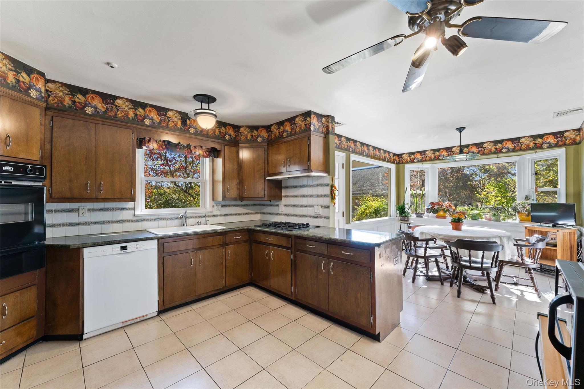 #9 photo, 443 Benedict Avenue, Tarrytown , NY 10591