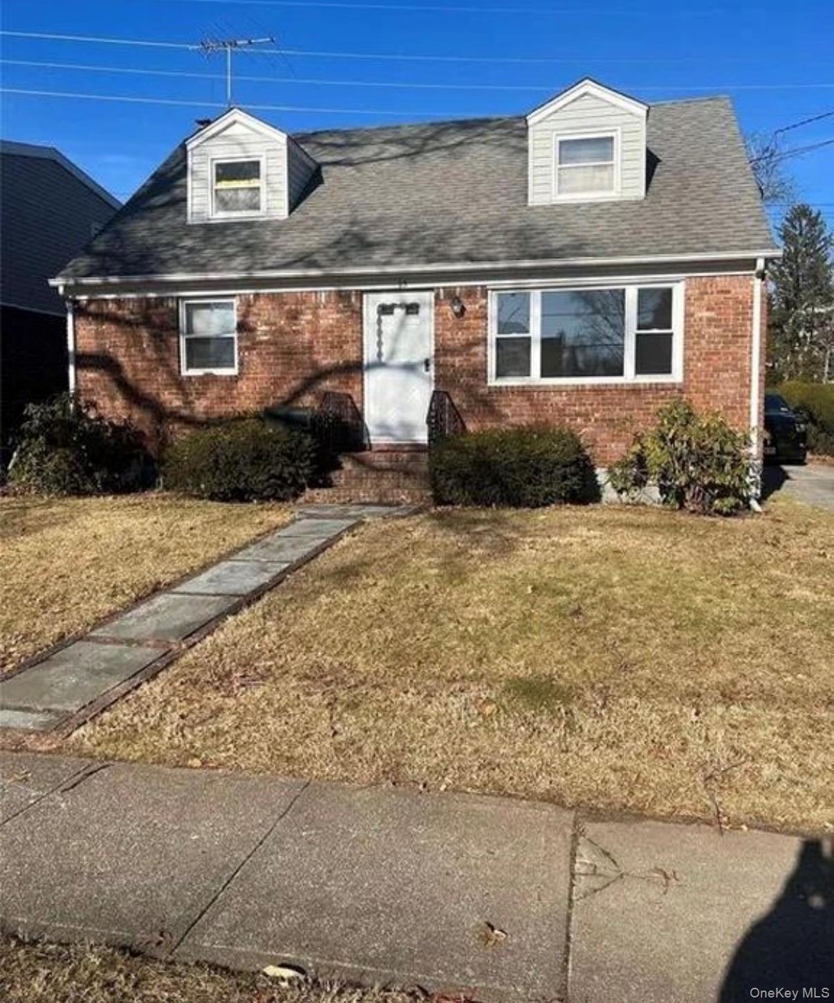 #1 photo, 63 Madison Avenue, ナッソー郡 Westbury , NY 11590