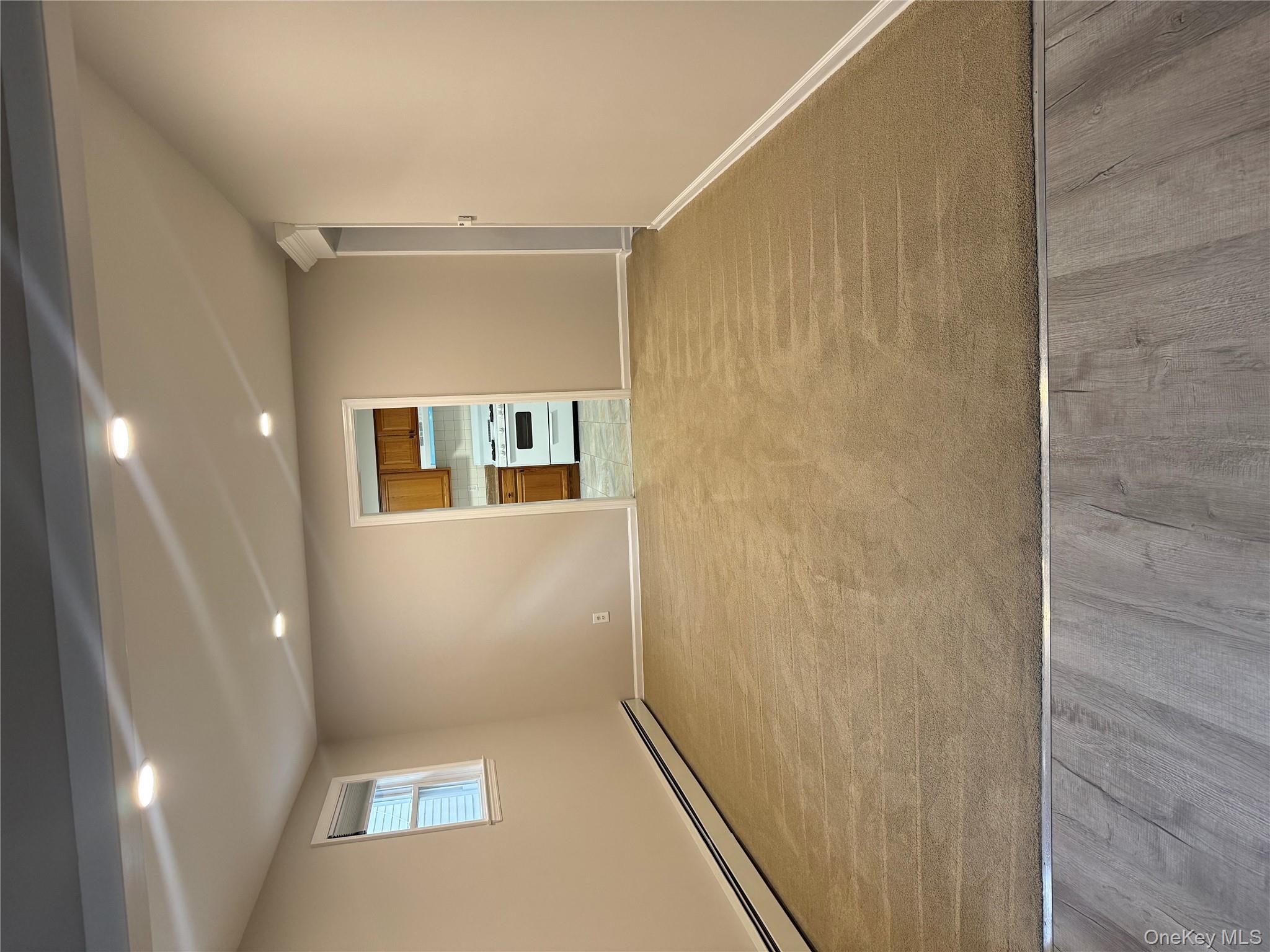 #10 photo, 208 Orchard Street, ナッソー郡 Westbury , NY 11590