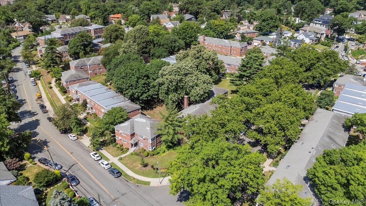 #20 photo, 87-44 Marengo Street, Holliswood , NY 11423