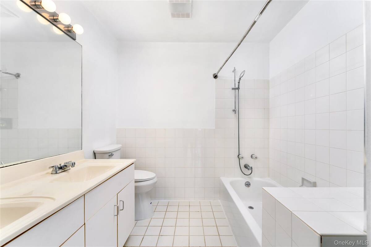 #21 photo, 55 Eric Drive, Middle Island , NY 11953