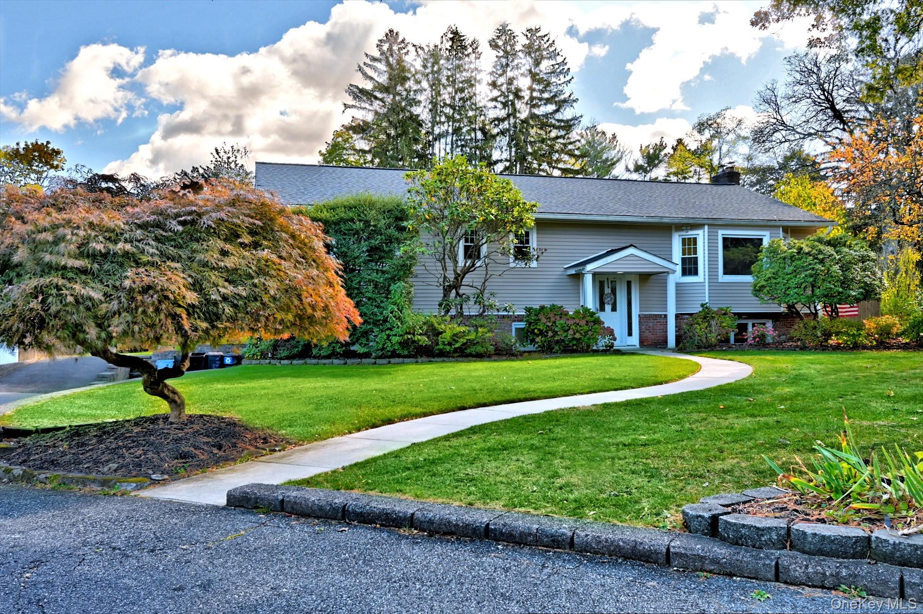 #1 photo, 8 Prairie Road, サフォーク郡 Huntington Station , NY 11746