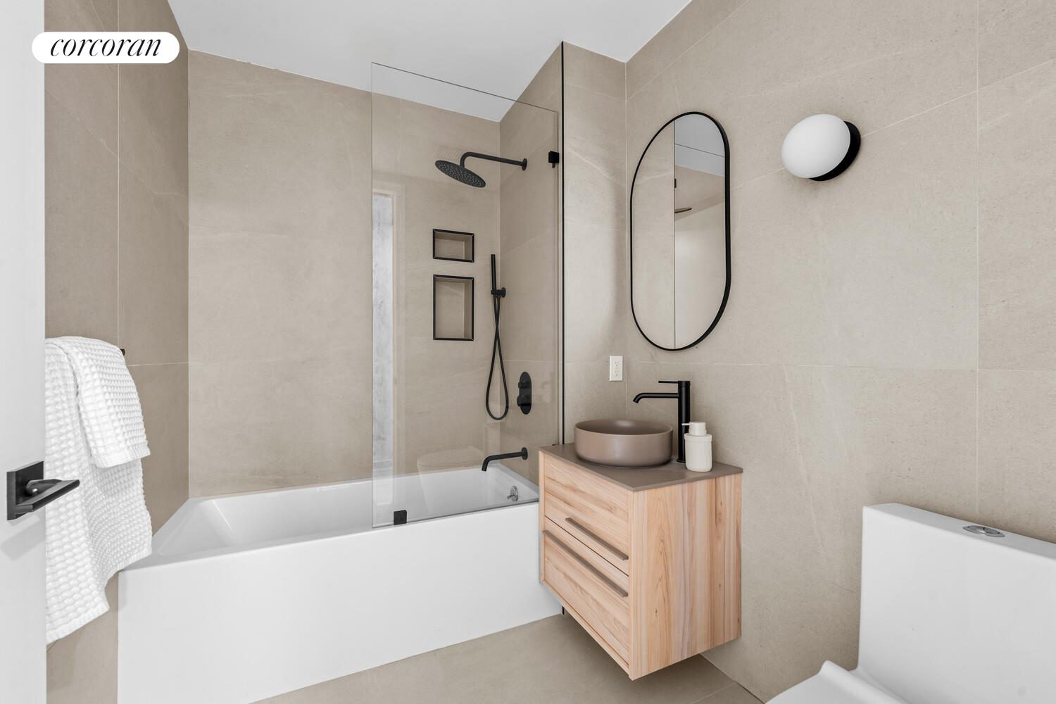 #13 photo, 14-35 BROADWAY, Astoria , NY 11106