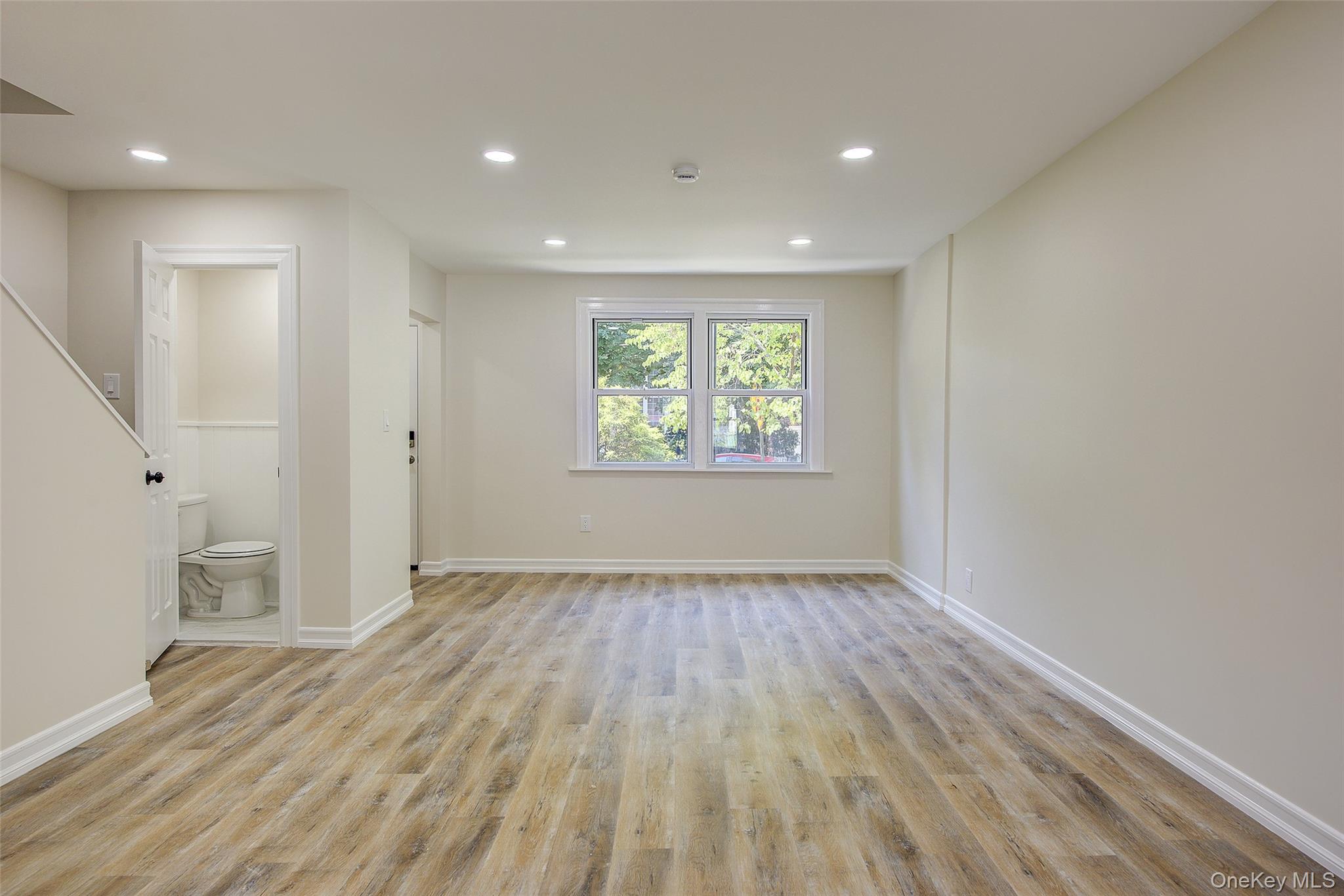 #18 photo, 623 159th Street, Whitestone , NY 11357