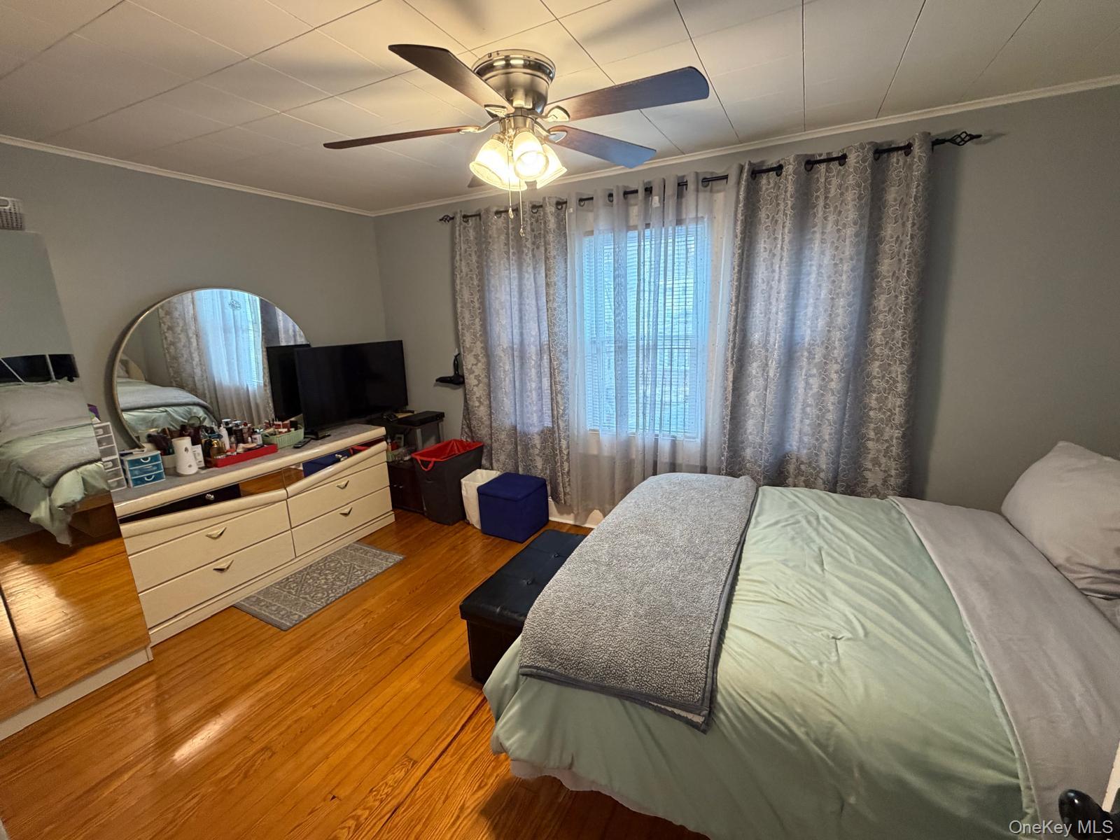 #16 photo, 10222 85th Avenue, Richmond Hill North , NY 11418