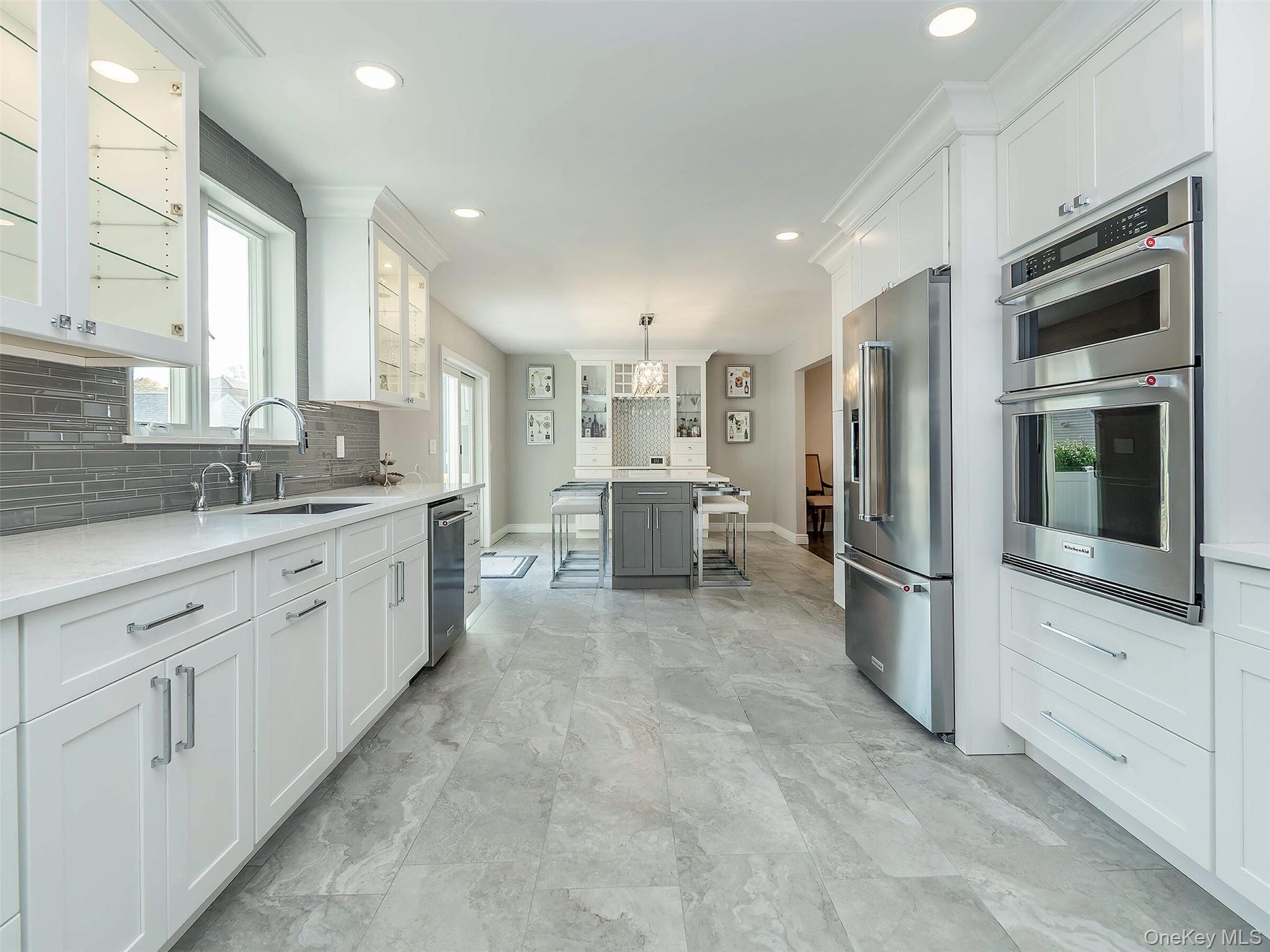 #18 photo, 11 Maple Street, Glenwood Landing , NY 11547