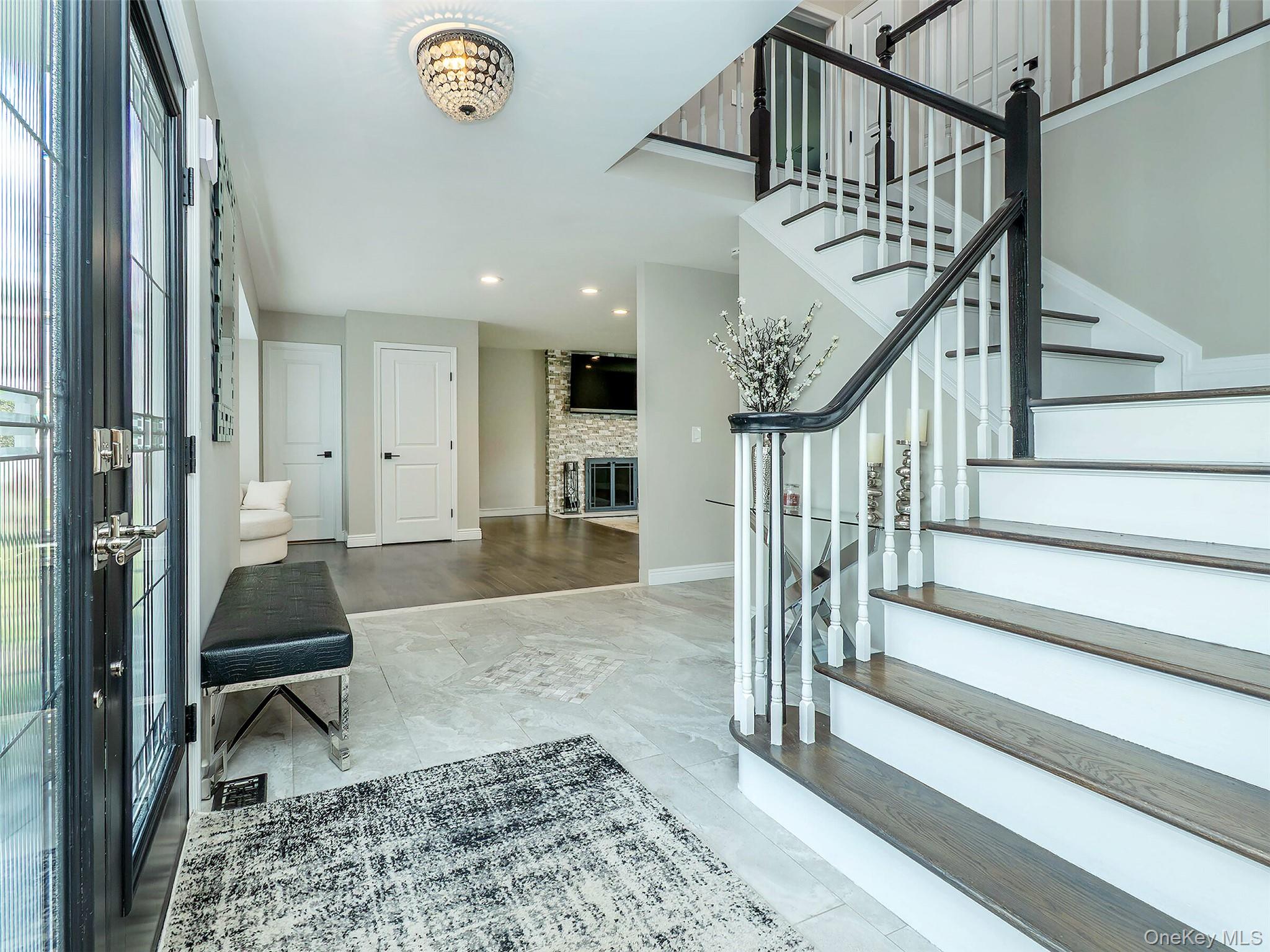 #6 photo, 11 Maple Street, Glenwood Landing , NY 11547