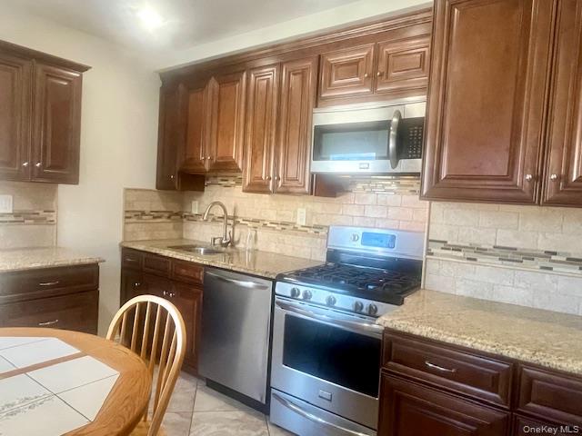 #7 photo, 10723 96th Street, Ozone Park , NY 11417