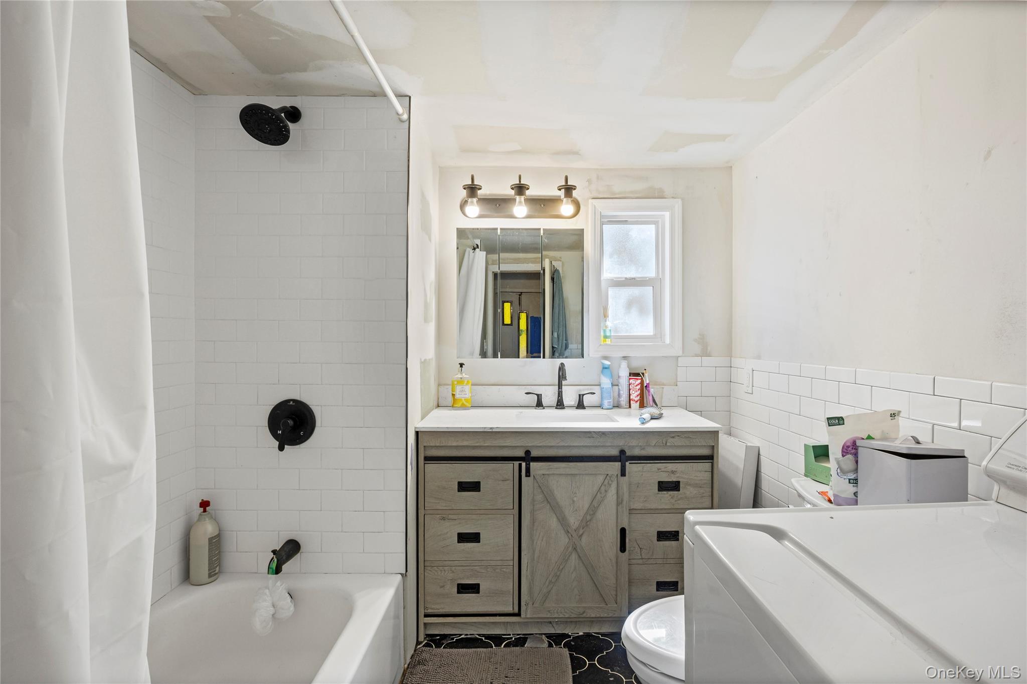 #15 photo, 40 Buttercup Dr, Bohemia , NY 11716