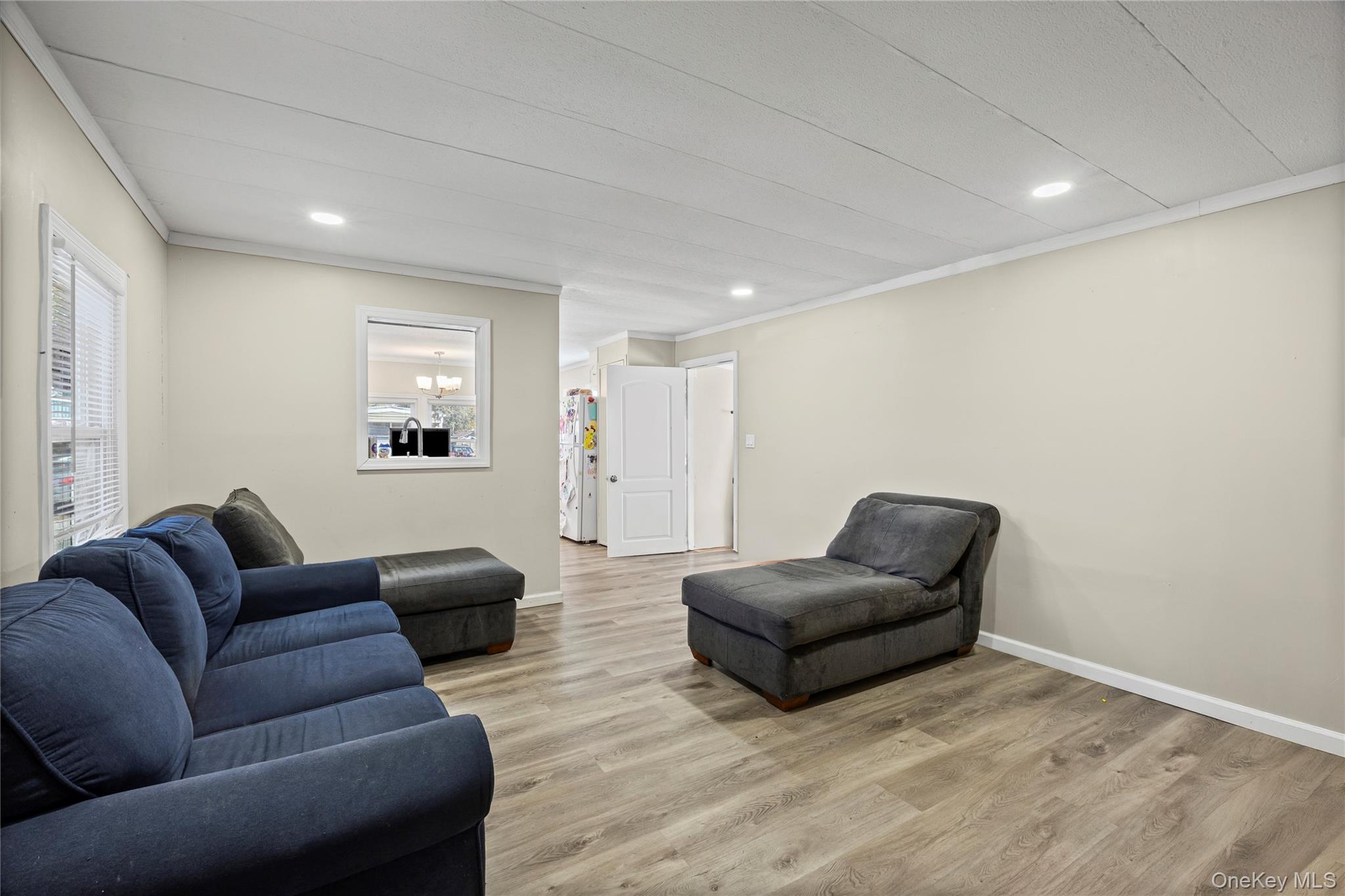 #19 photo, 40 Buttercup Dr, Bohemia , NY 11716