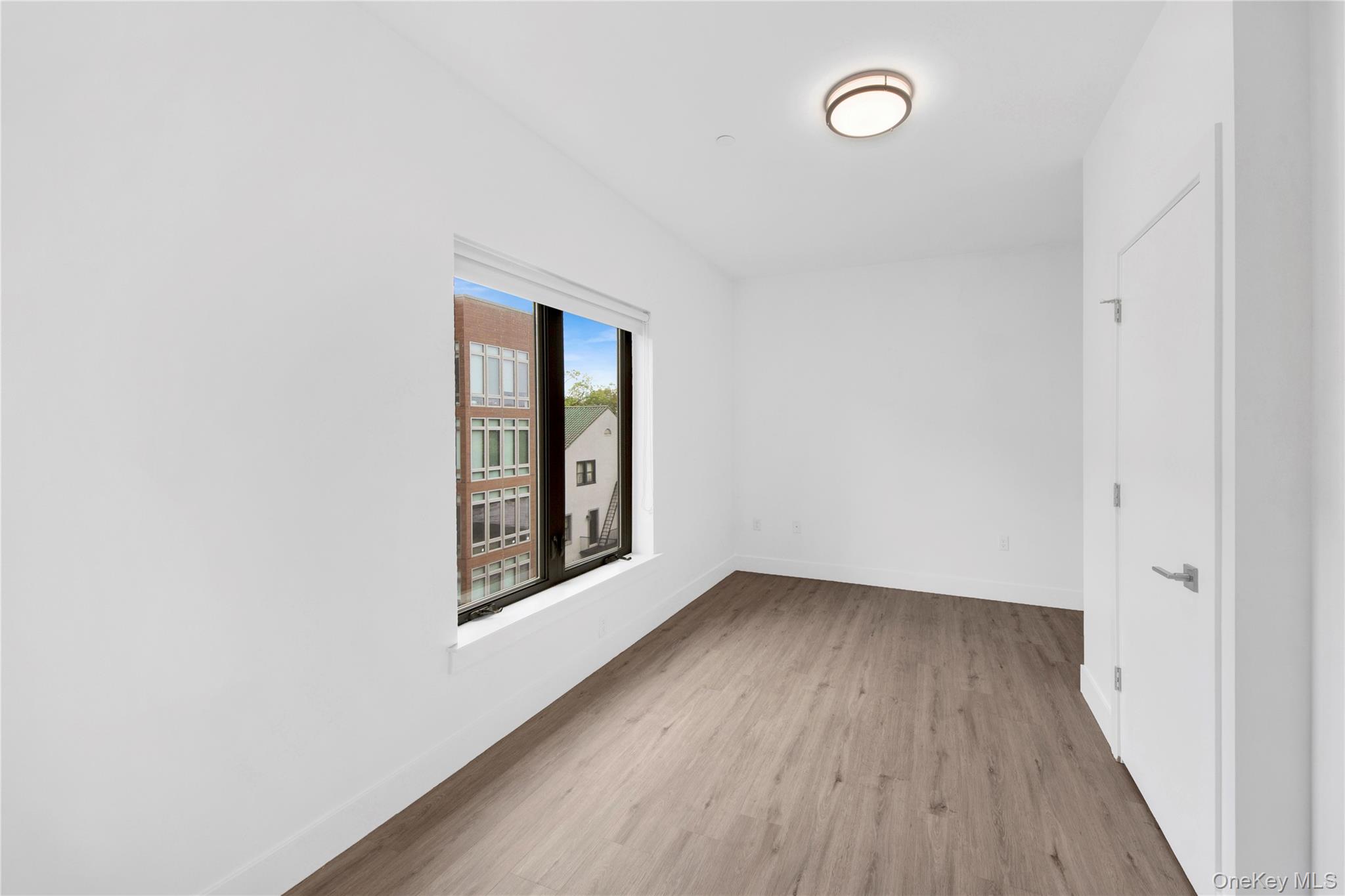 #16 photo, 625 NORTH MACQUESTEN PARKWAY, Fleetwood , NY 10552