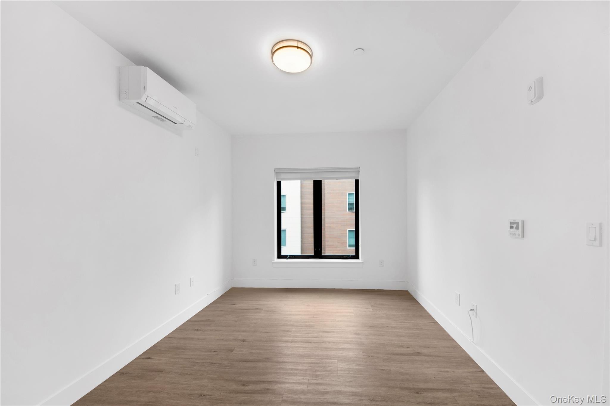 #7 photo, 625 NORTH MACQUESTEN PARKWAY, Fleetwood , NY 10552