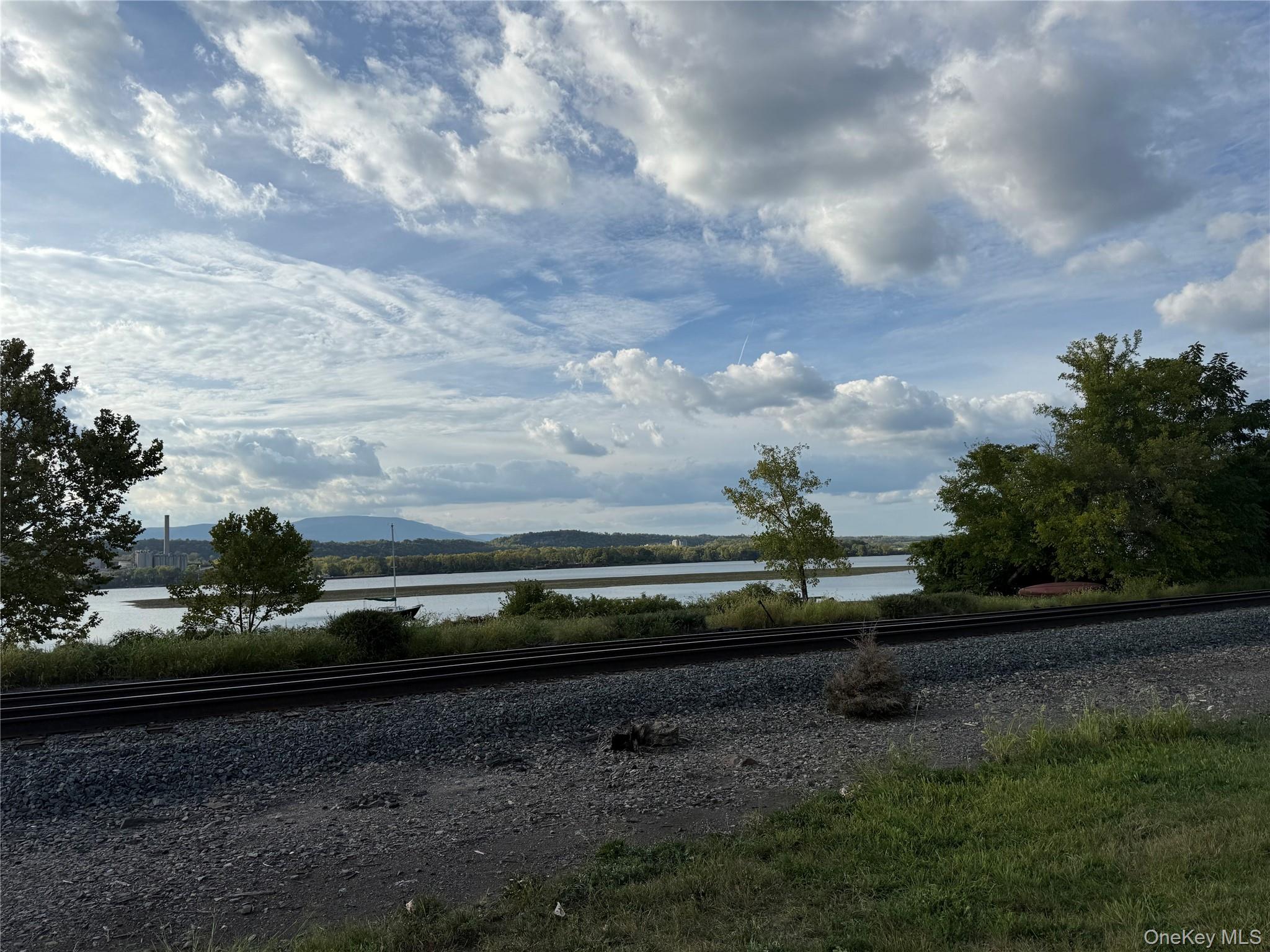 #18 photo, 26 Main Street, Germantown , NY 12526