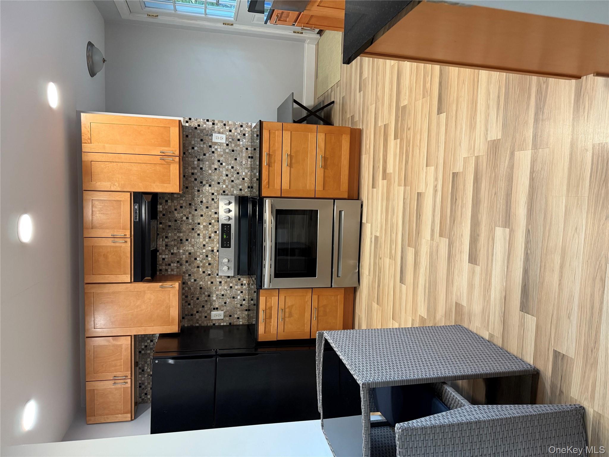 #9 photo, 26 Main Street, Germantown , NY 12526