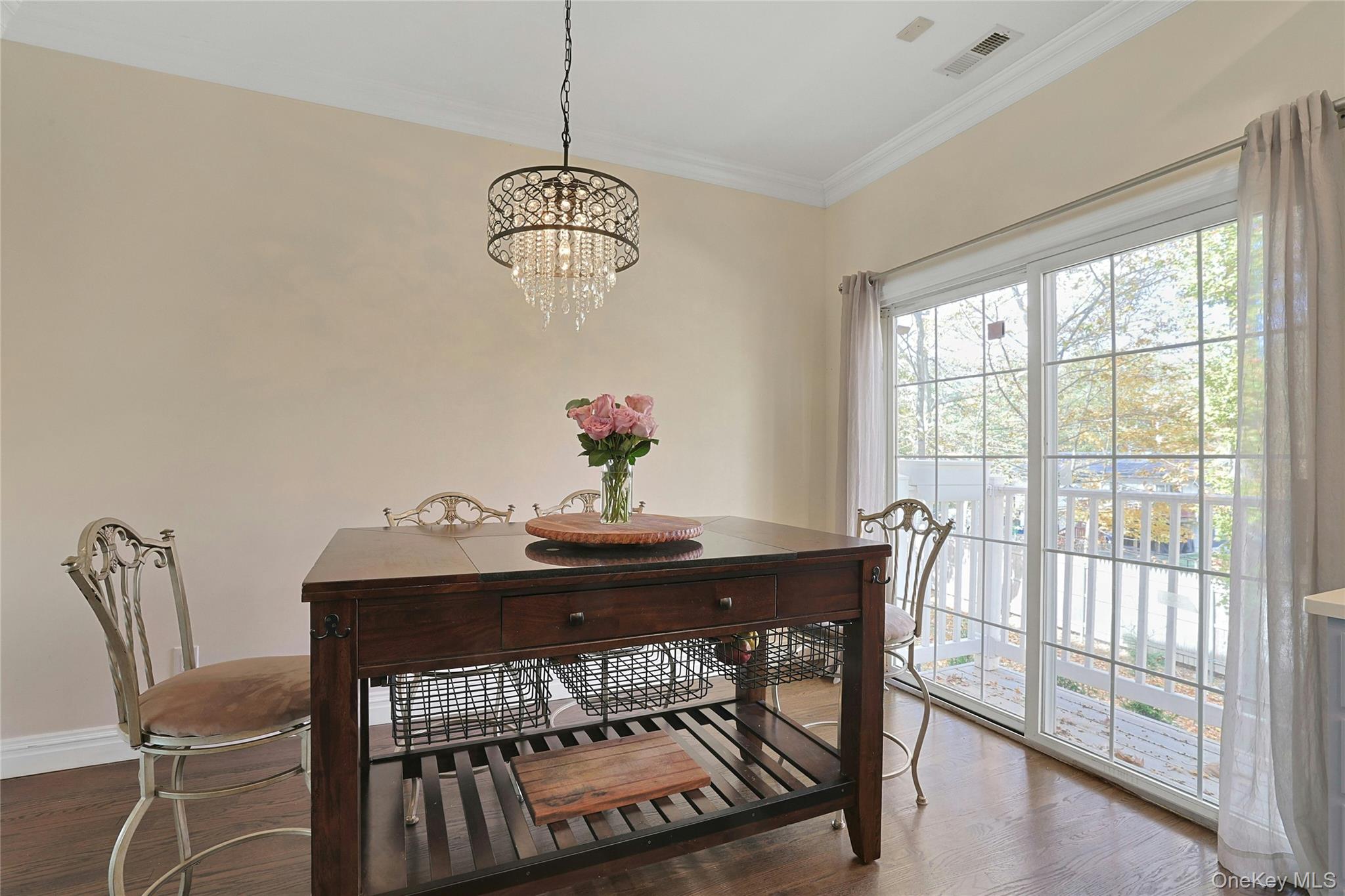 #19 photo, 101 Meadow Lane, Nanuet , NY 10954