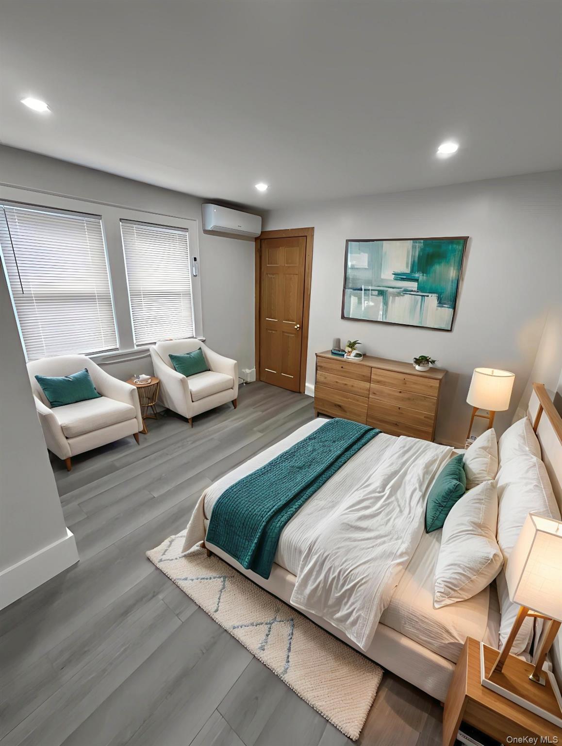 #4 photo, 28 Acorn Terrace, New Rochelle , NY 10801