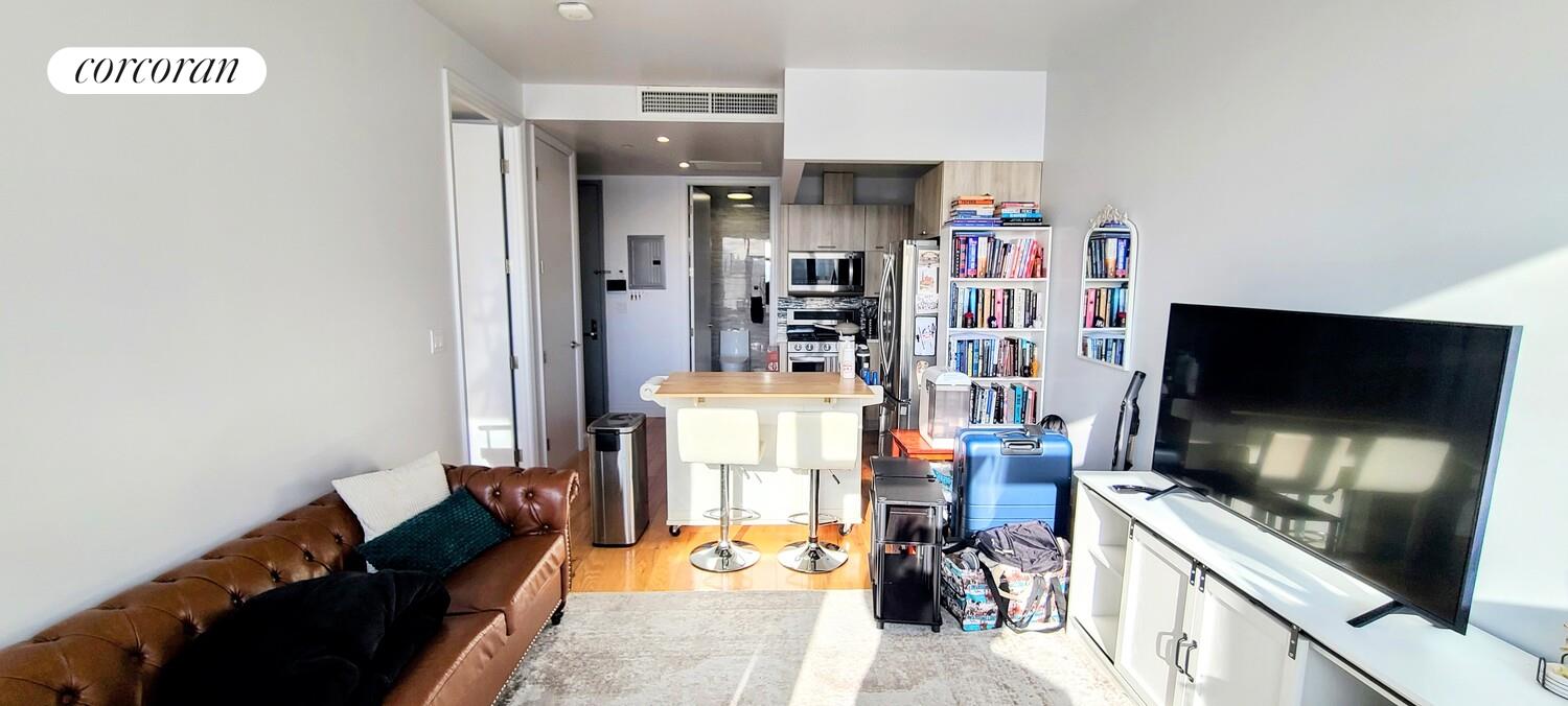 #3 photo, Astoria, クイーンズ区 Astoria , NY 11102