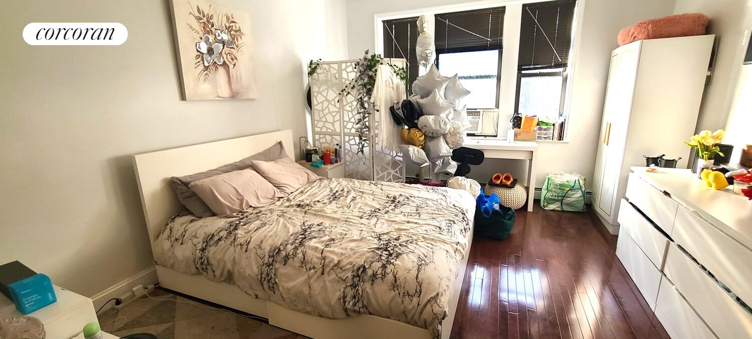 #2 photo, Astoria, Astoria , NY 11106