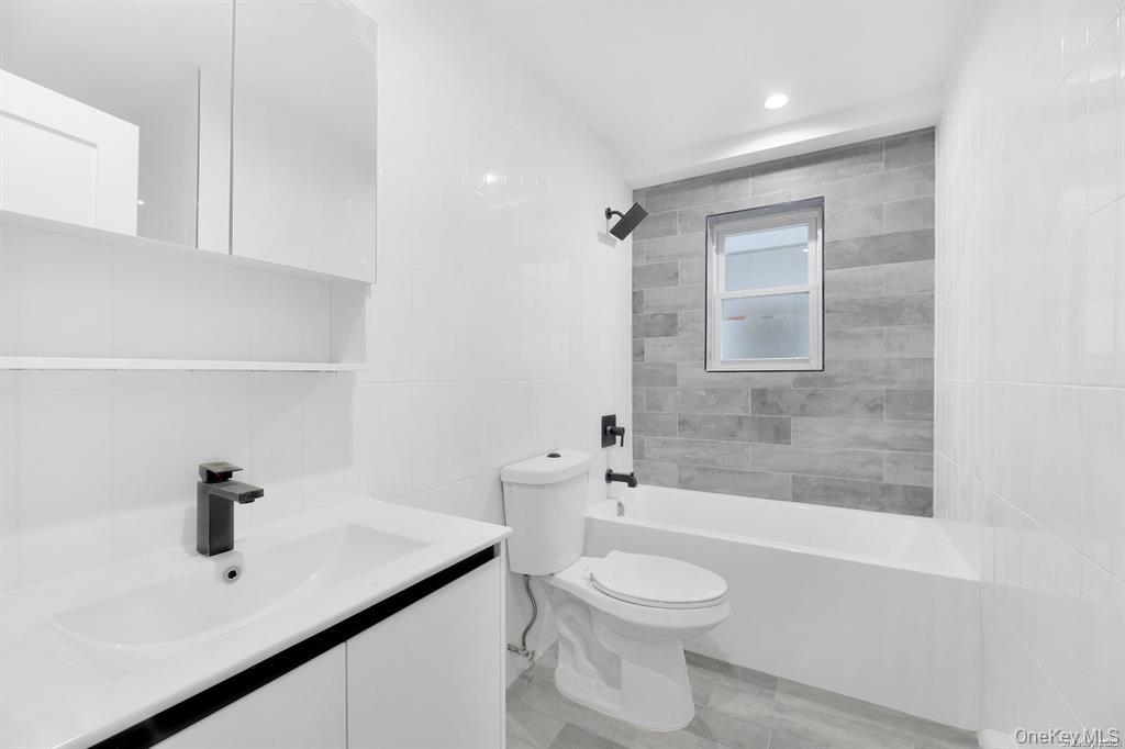 #4 photo, 161 Beach 25th Street, Far Rockaway , NY 11691