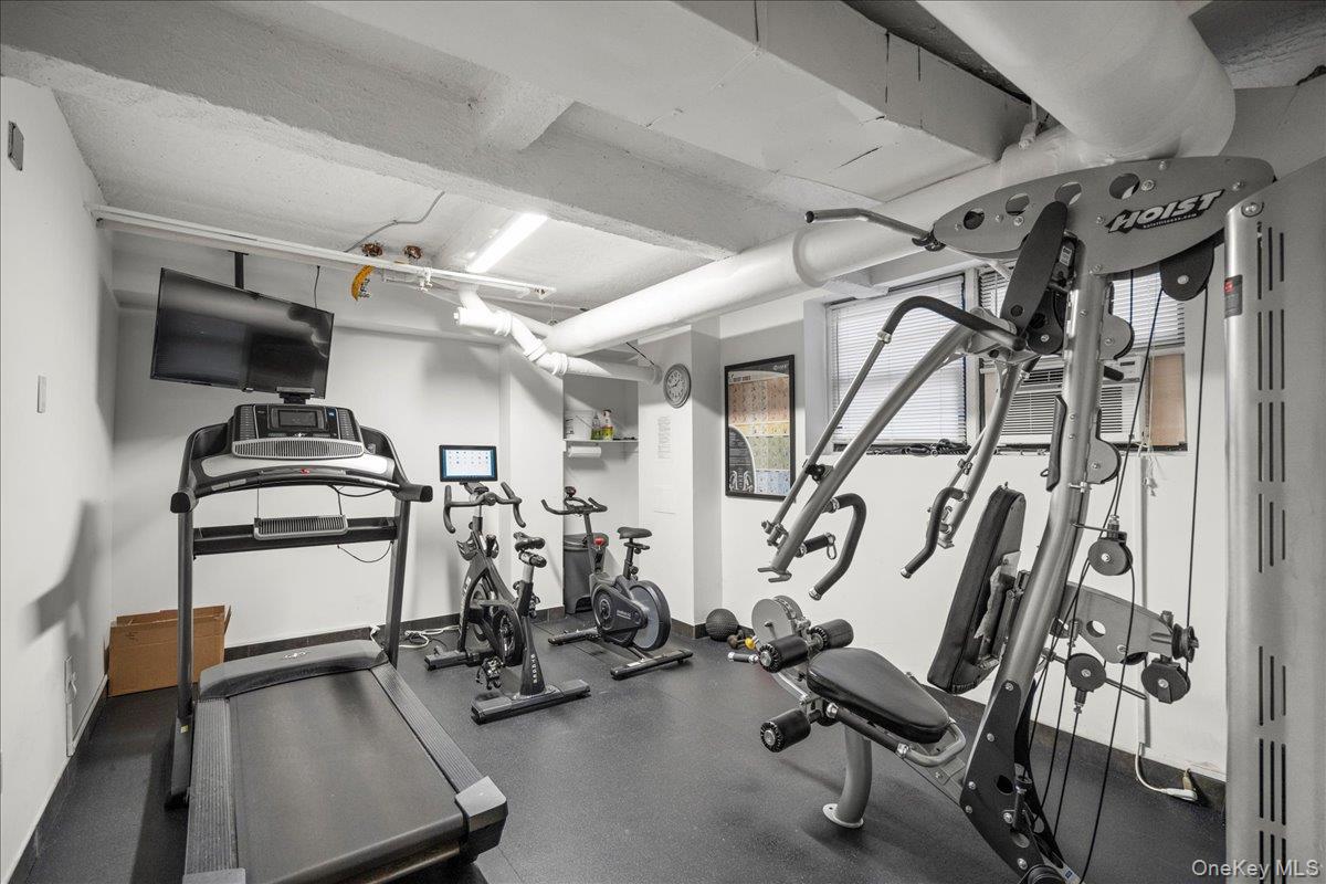 #15 photo, 110-45 71st, クイーンズ区 Forest Hills , NY 11375