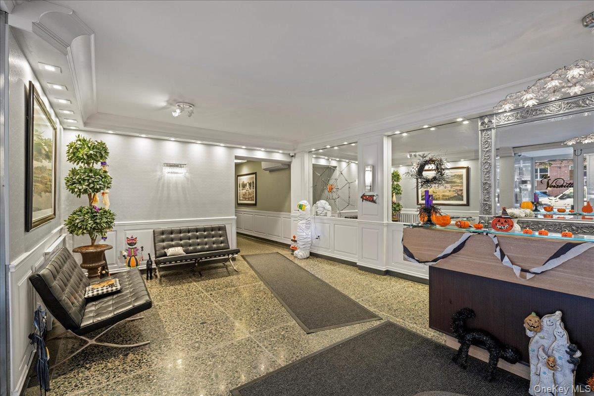 #17 photo, 110-45 71st, クイーンズ区 Forest Hills , NY 11375