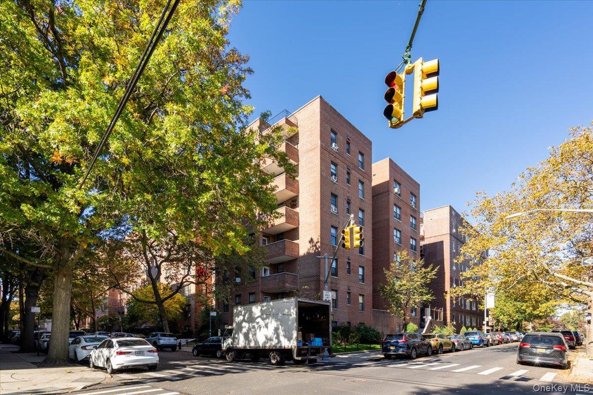 #18 photo, 110-45 71st, クイーンズ区 Forest Hills , NY 11375