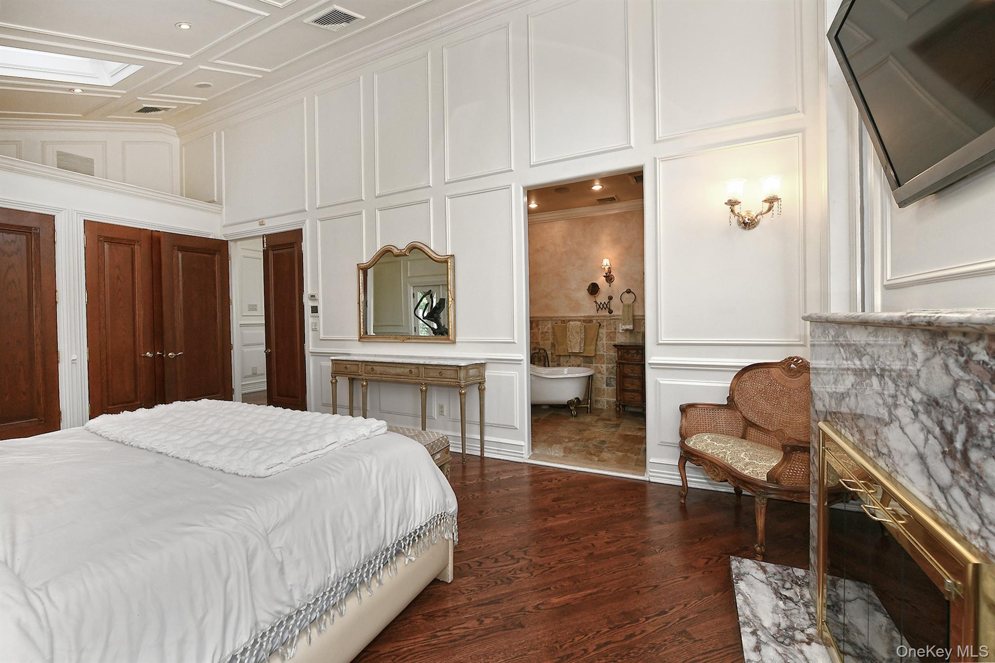 #19 photo, 87-07 158th Avenue, Howard Beach , NY 11414