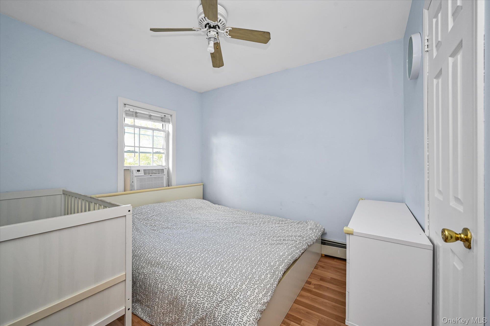 #10 photo, 32-28 202nd Street, Bayside , NY 11361