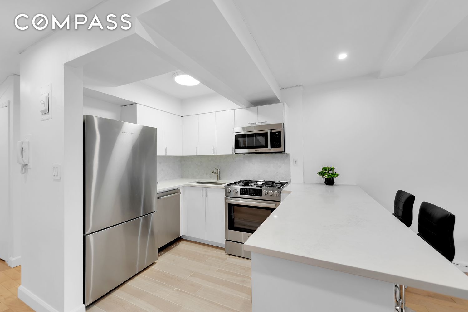 #5 photo, 215 E 24th Street, Kips Bay , NY 10010