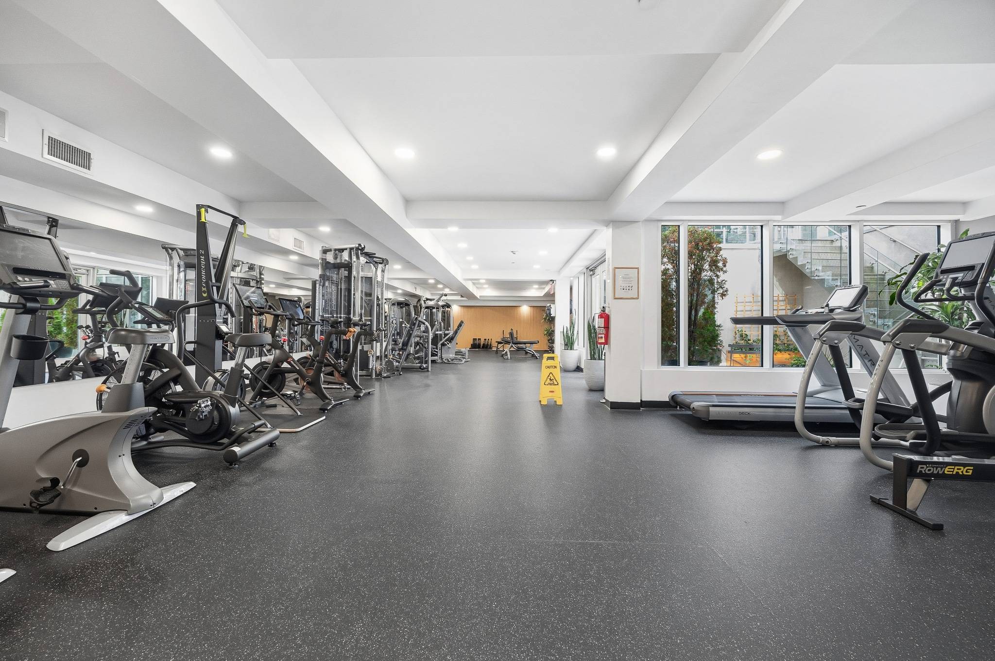 #11 photo, 135 N 11th Street, Williamsburg , NY 11249-1498