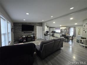 #4 photo, 2 Circle Street, Napanoch , NY 12458